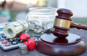 How Much Does a Personal Injury Lawyer Cost?