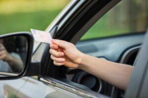 Moving to Florida: When Do You Actually Need a Florida License?